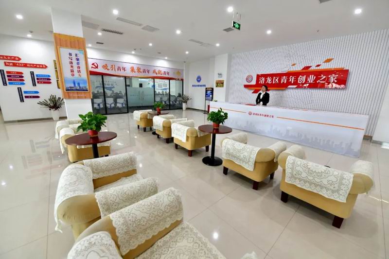 1689406464115667.jpg 640.jpg