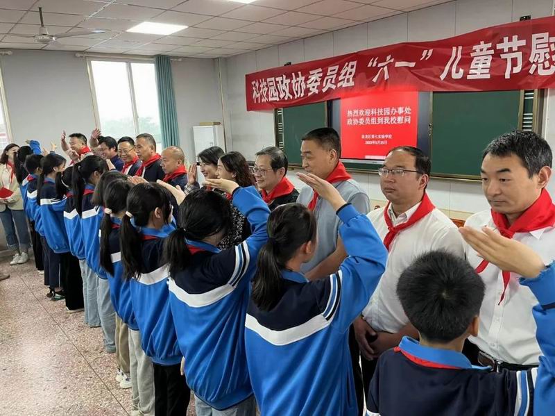 1691031252629752.jpg 640 (1).jpg